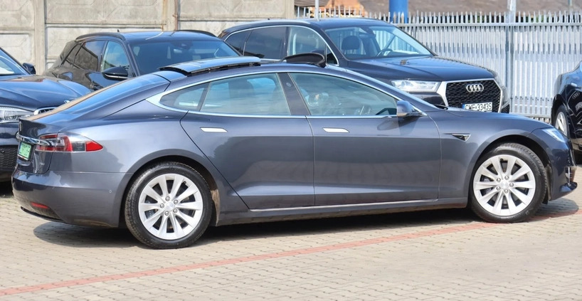 Tesla Model S cena 168510 przebieg: 151000, rok produkcji 2018 z Tuchola małe 781